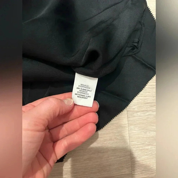 TRINA TURK Nimah Black Silk One Shoulder Top / Size Medium / - Picture 12 of 13